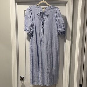 H&M Light Blue Striped Midi Dress